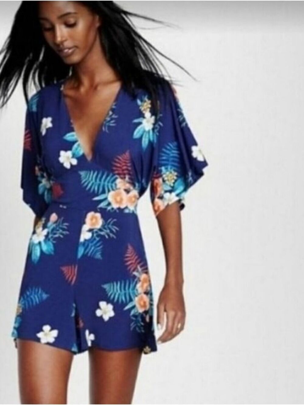 Express Kimono Style Navy Blue Floral Shorts Romper Size XS
